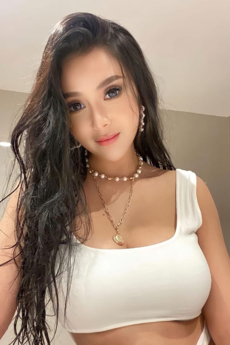 Girl00Gucci25   cassie escort